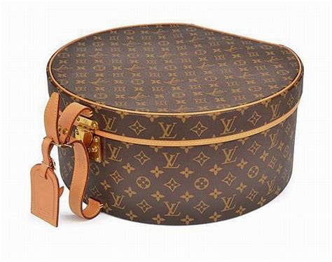 louis vuitton hat box luggage.